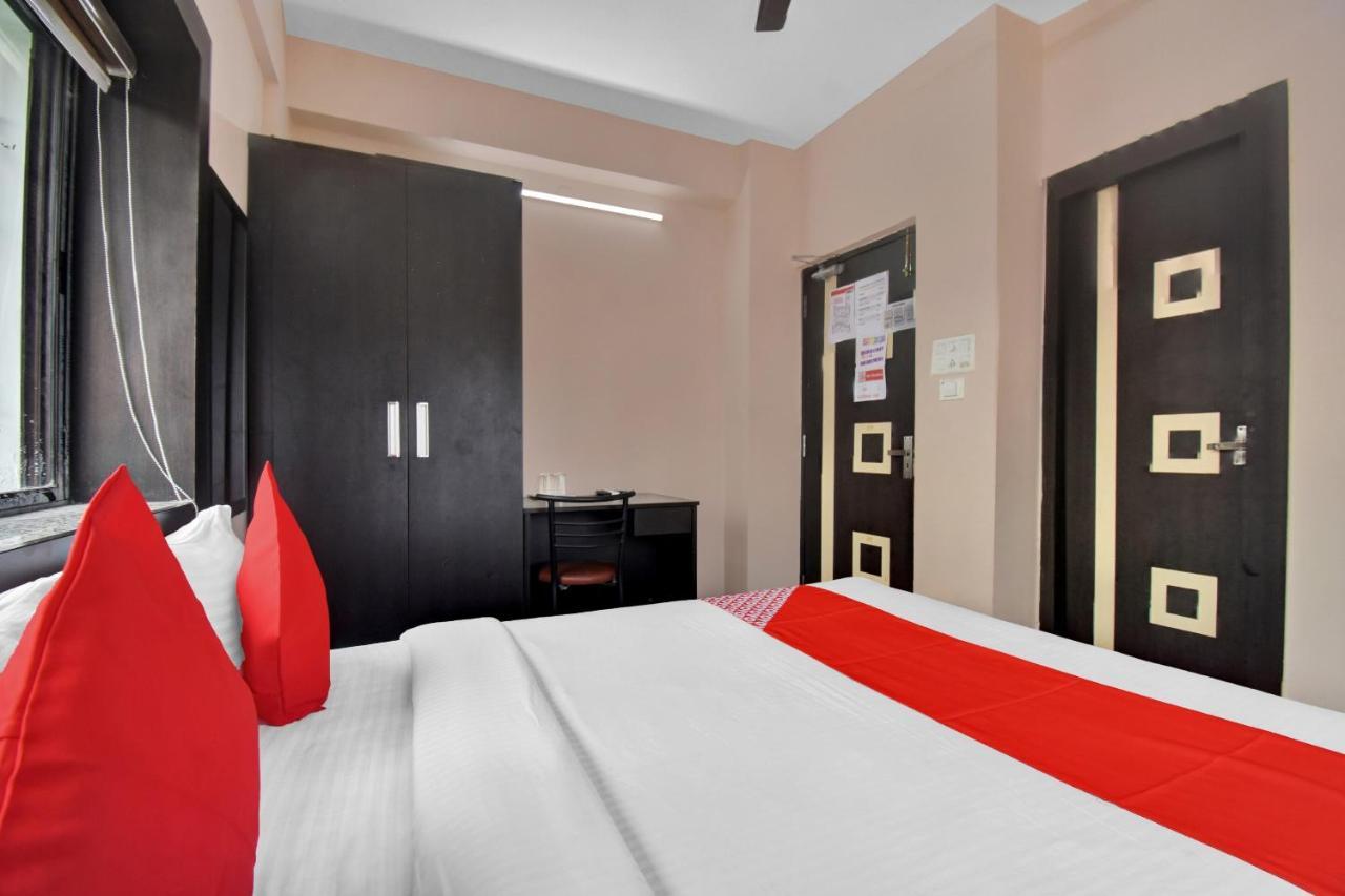 Oyo 82299 New Town Stays Kolkata